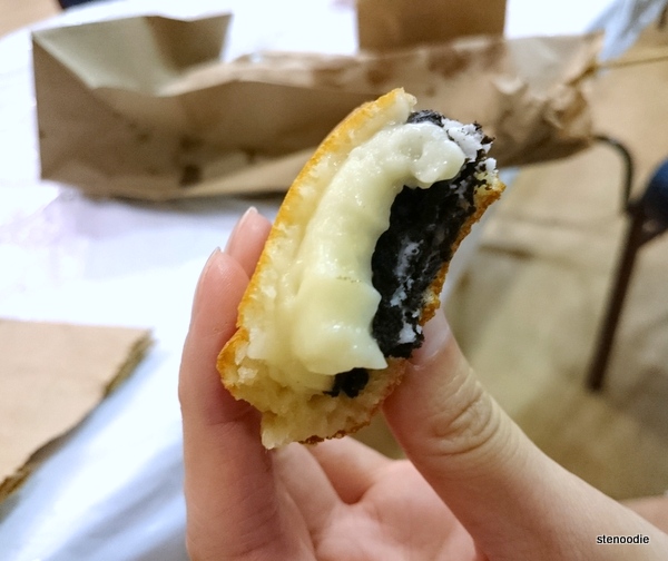 Inside the Taiwanese wheelcake with custard and Oreo