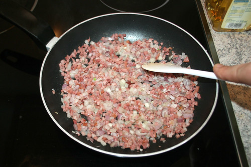 27 - Schalotten mit andünsten / Braise shallot with bacon