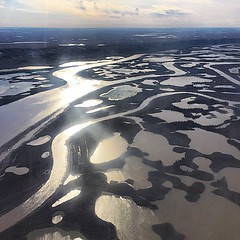 More of the #arctic #NWT #NorthwestTerritories from the air as part of @GGCLC #lakes #rivers
