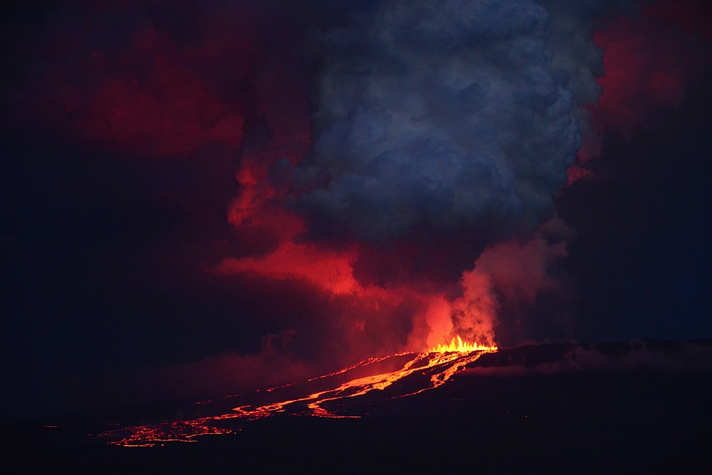 Erupción Volcán Wolf