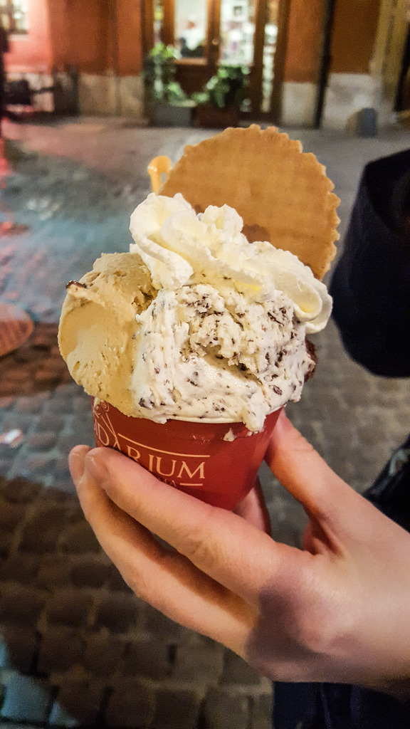 Gelato Ice Cream Shops in Rome