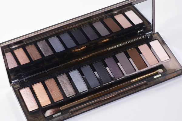 Urban Decay Naked Smoky Palette Review, Photos, Swatches