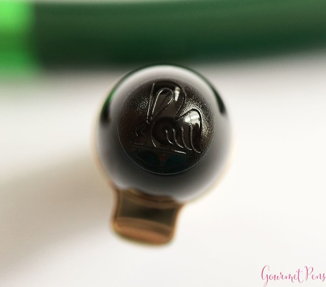 Review Pelikan M120 Green & Black Fountain Pen @couronneducomte 15