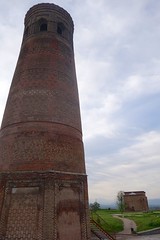 Uzgen minaret