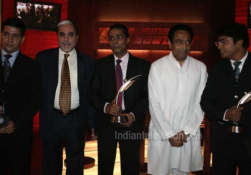 Ismail_in_Business_Bajigar_Tv_Programme_in_2006_with_Ex_Union_Minister_Kamalnath