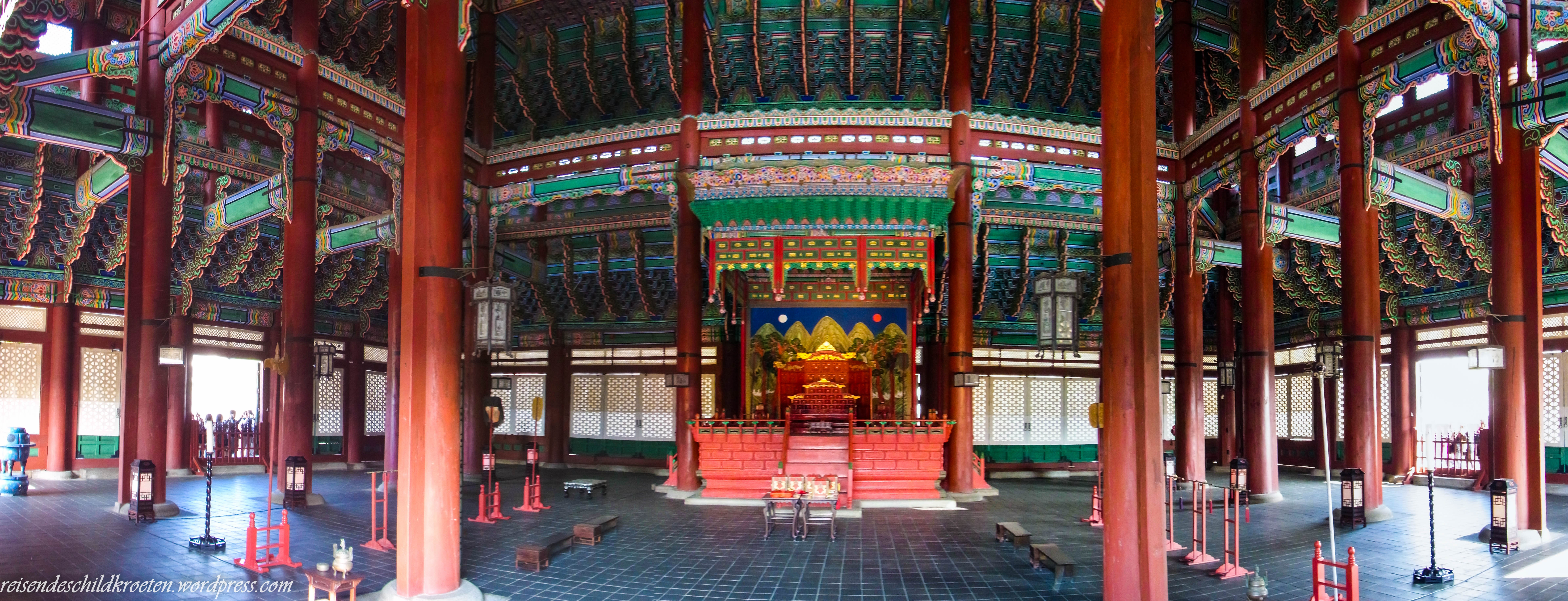 Geunjeongjeon (Throne Hall)